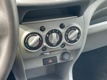 Nissan Pixo